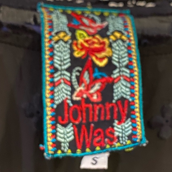 SOLD Johnny Was Black Embroidered Eyelet Lace S (fit M) Long Bell Sleeve Tunic - Picture 4 of 16